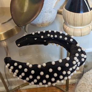 Lele Sadoughi Black and White Pearl Velvet Headband